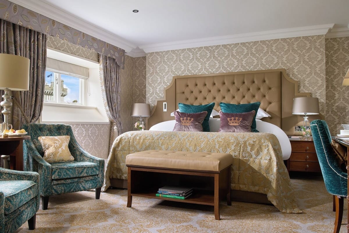 Kamer (Queen Anne Classic) | Hypoallergeen beddengoed, een minibar, een kluis op de kamer