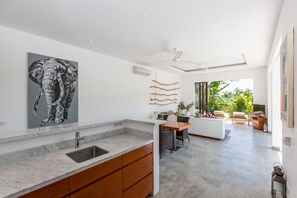 Interior - 2BR Villa, Perfect Location In Seminyak, CLOSE TO EVERYTHING! W/BREKKIE!!! (Seminyak)