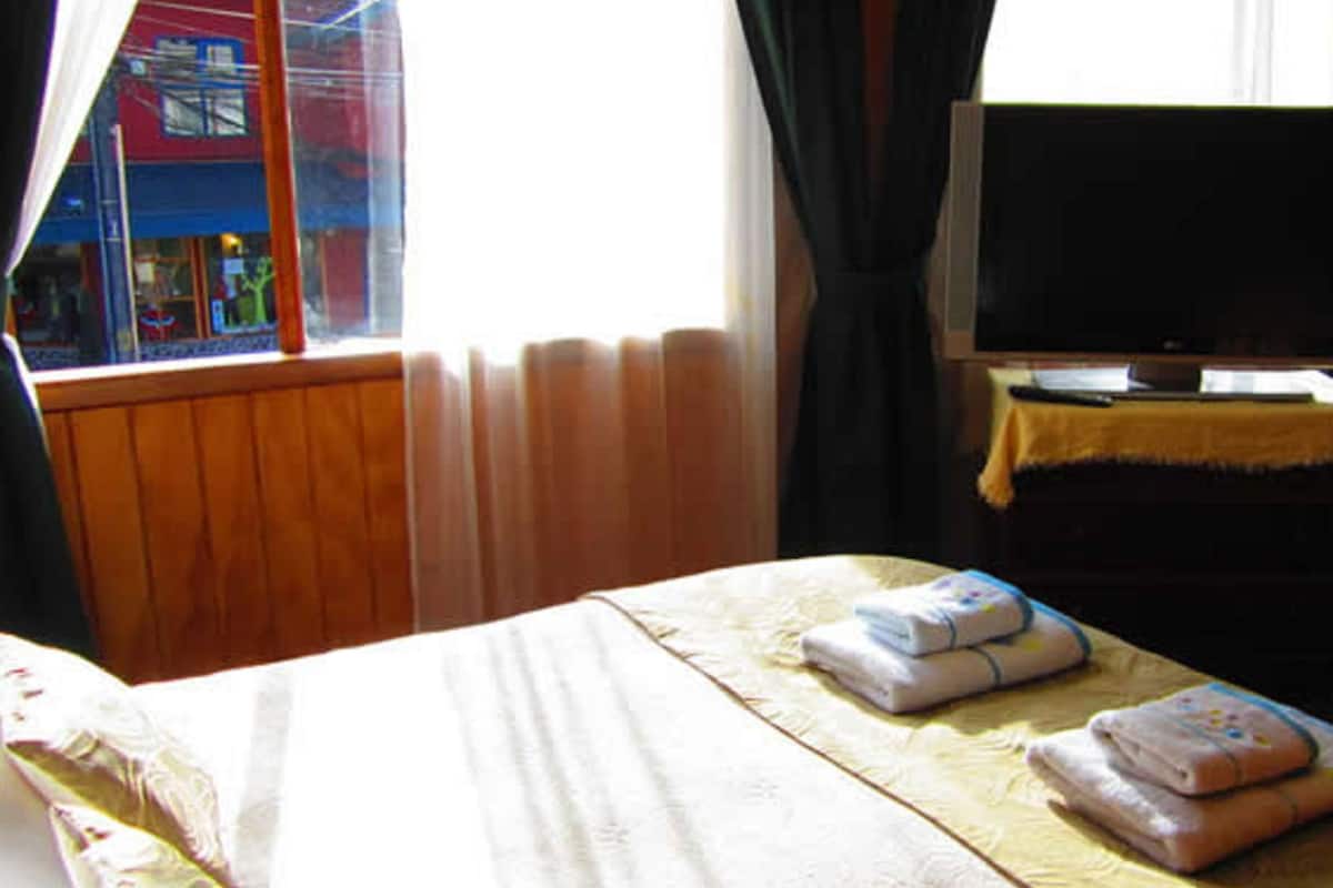 Wifi gratis y ropa de cama