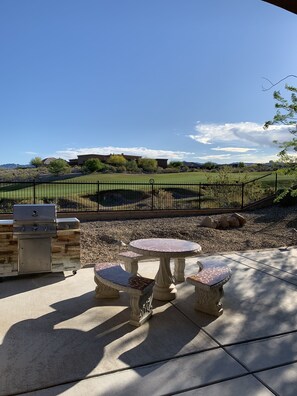 Aire de pique-nique/barbecue