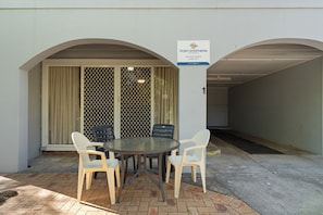 Unclassified image, 2 of 11, button - Shoal Bay Avenue, Unit 1/7 (Shoal Bay)