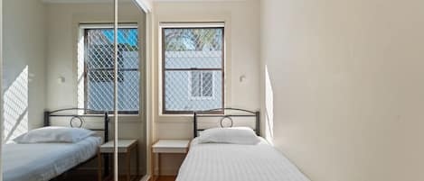 2 habitaciones, wifi gratis y ropa de cama