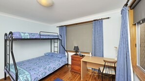 3 Schlafzimmer, kostenloses WLAN, Bettwäsche