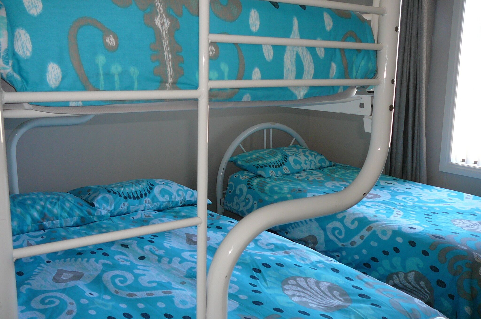 Livin' The Dream ~ Spacious  ~  Off Peak Special! WIFI Available — image 13