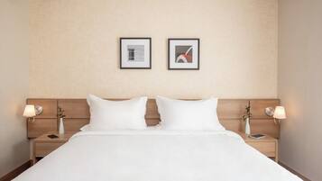 Standard Casal - 1 Cama Casal | Frigobar, cofres nos quartos, escrivaninha
