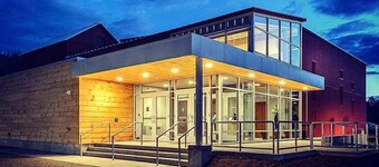 Fireplace, Ski-Okemo, Apple Trees, Piano, Amazing Views, Firepit, Priory, Pool, Fields, Theatre!