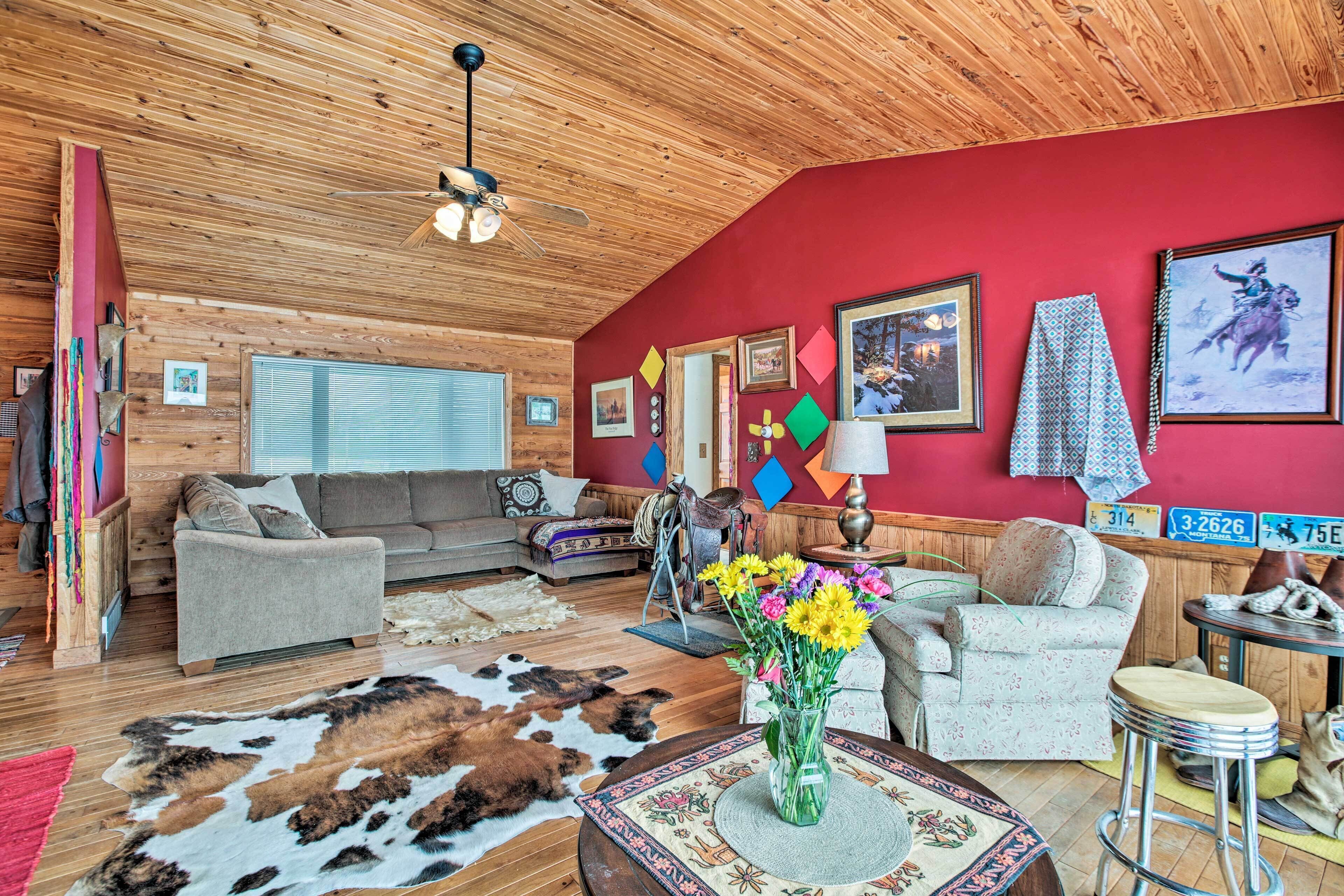 Burlington Vacation Rental | 3BR | 2BA | 2,700 Sq Ft | 2 Steps to Enter