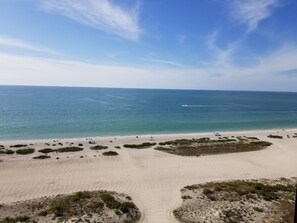 Am Strand, Liegestühle, Strandtücher