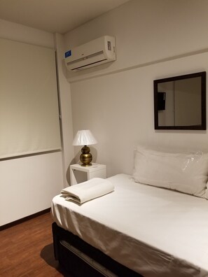 Studio | Premium bedding, individually furnished, laptop workspace - Studio Bulnes (Buenos Aires)