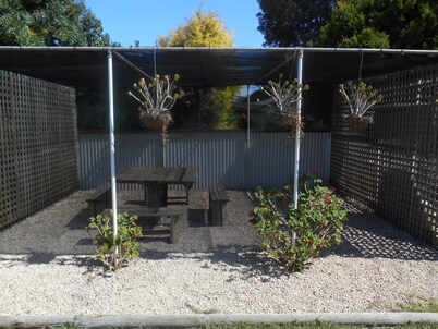 Sea Rose ~ Short walk to the beach and shops!  Off Peak Special!