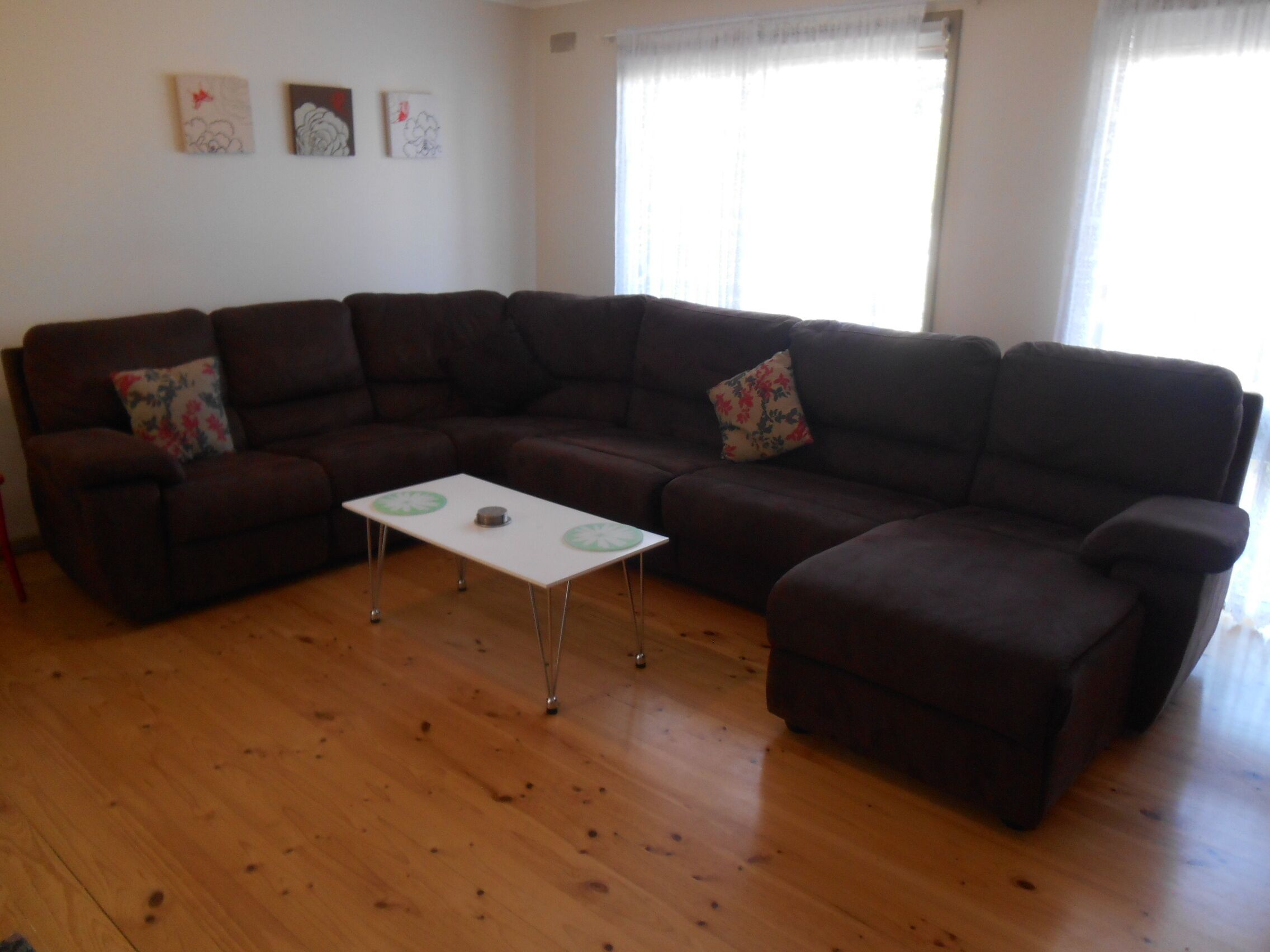 Sea Rose ~ Short walk to the beach and shops!  Off Peak Special! — image 6