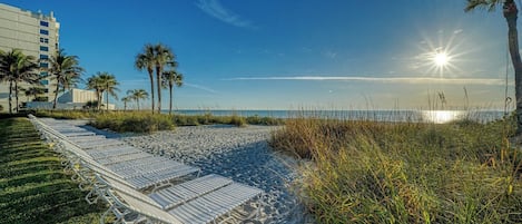Accommodatie ligt op het strand