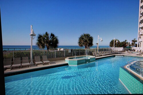 Wyndham Vacation Resorts At Majestic Sun (plage et golf)