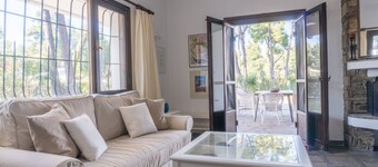 Villa Aurora in Sani with Garden and Pool, by JJ Hospitality