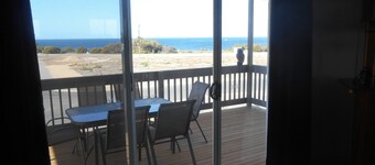 The White House ~ Free Wi-Fi, Arcade Machine - Off Peak Special!