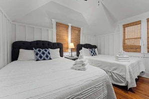 7 chambres, fer et planche à repasser, Wi-Fi gratuit, draps fournis