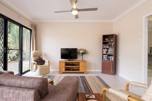 Smart TV, DVD player, books