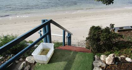 St Helen's-Absolute Beach Front, Beach at Door Step, Winter Off Peak Special!