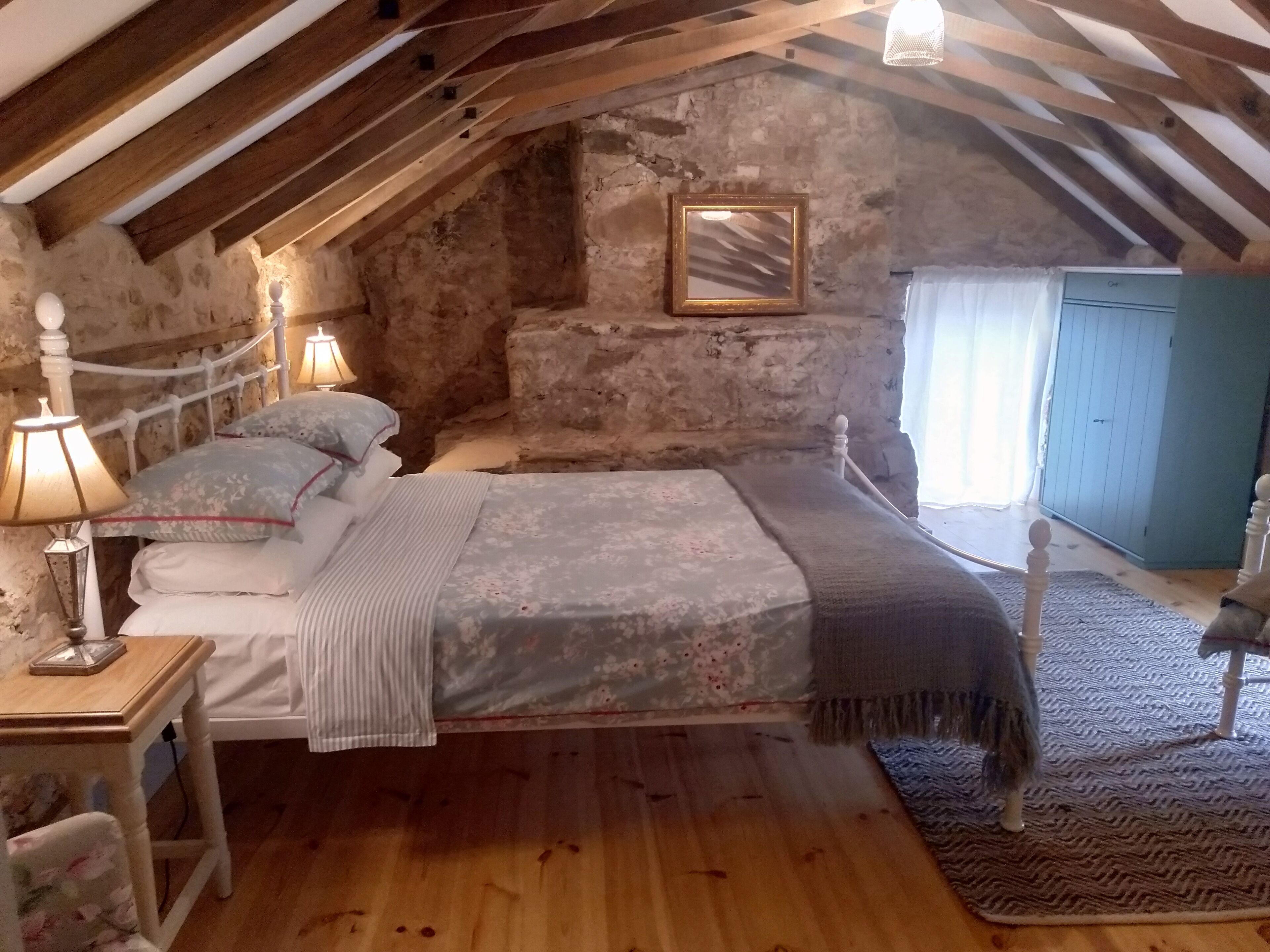 Morialta Barns - The Bakery - Unique Heritage Accommodation — image 13