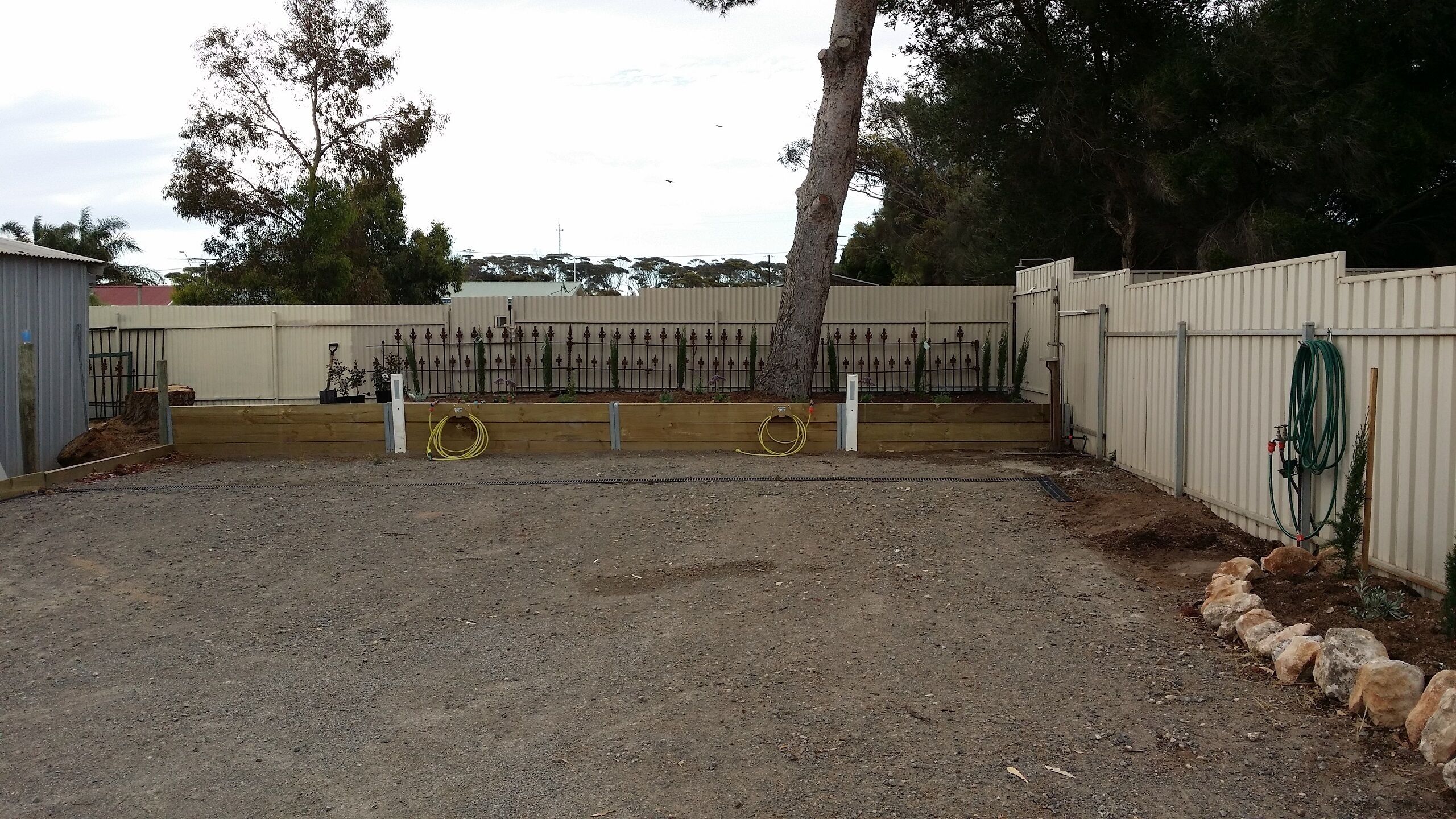 BLUE LINE UNIT 5 - Great location! close to all amenities! Off Peak Special! — image 15