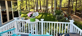 Clear Pond Suite, un apacible estudio frente al estanque con capacidad para 4 personas.