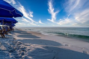 Snorkelling, motor boating - PET FRIENDLY, Private Beach Access, Beach Setup, Pools, HotTub, Tennis/Pickleball, Maravilla 1st Fl (Miramar Beach)