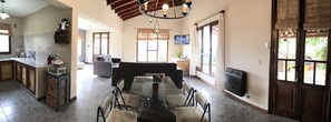 Exclusive Chalet, 2 Bedrooms, Mountain View | In-room dining - Chalet Rancho Azul (Merlo)