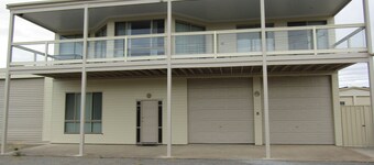 Hardwicke Espy   close to beach