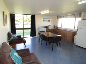 Interior - The Palm's House & Unit ~ Large Accommodation (Port Vincent)
