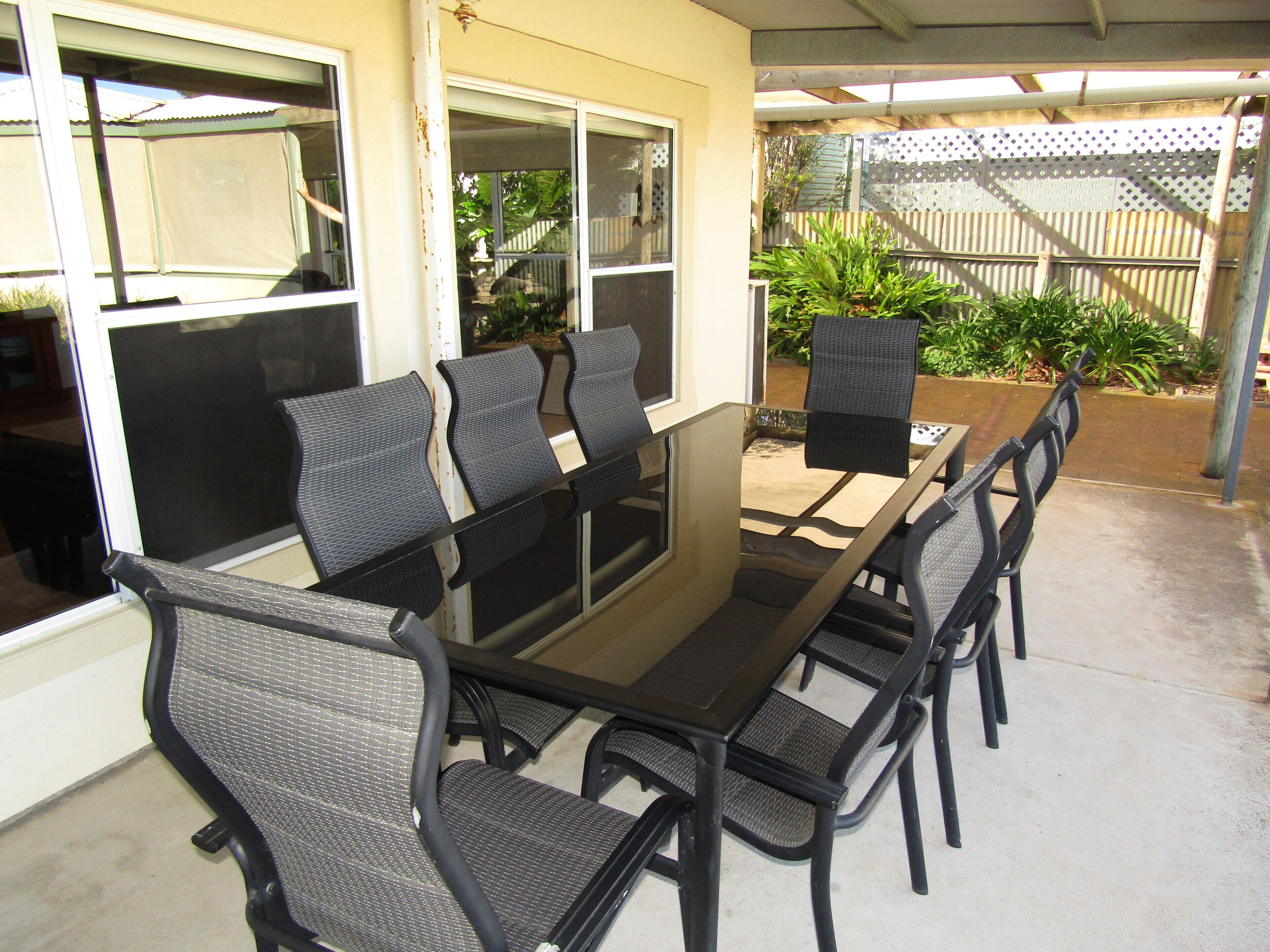 The Palm's House & Unit ~ Large Accommodation — image 17