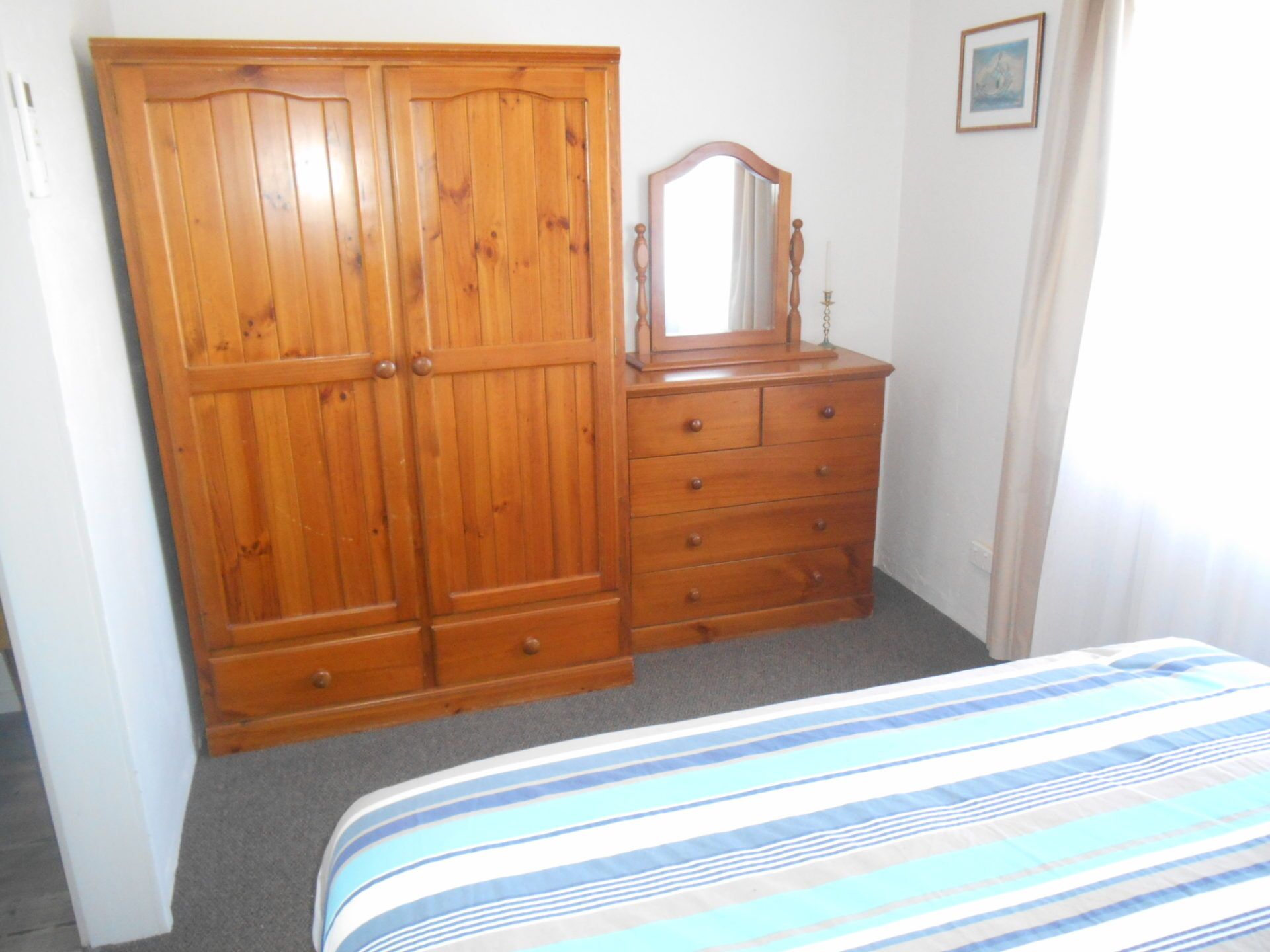 Blue Line Unit 3 - Great location!  Close to all amenities! Off Peak Special! — image 12