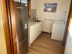 Interior - Morala ~ Esplanade with sea views! ** OFF PEAK SPECIAL** (Point Turton)