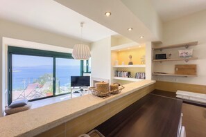 Interior - villa with great seaview (Schinias)