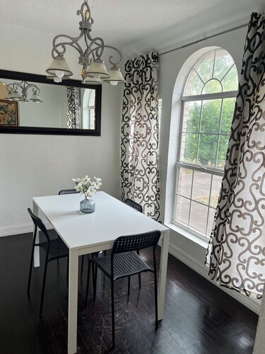 Best Central McAllen, Games, Bikes, trail, fire pit, BBQ pit, park, fruit trees,