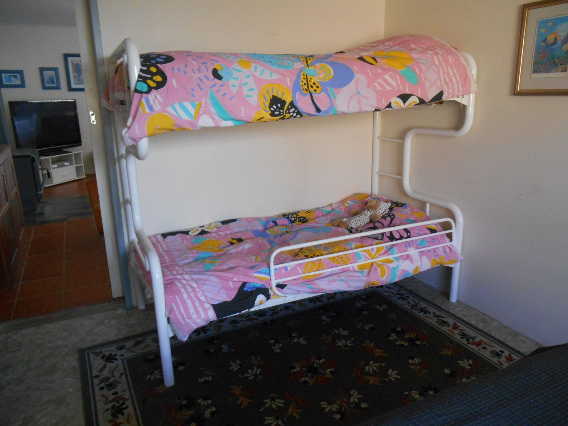 Edith's    Magnificent Views Dog friendly   Off Peak Special! — image 13