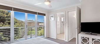 Modern spacious townhouse