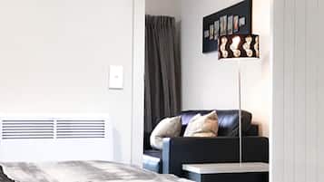 1 bedroom, laptop workspace, blackout curtains, soundproofing