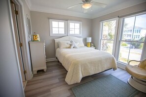 6 slaapkamers, reisbedje, wifi, beddengoed