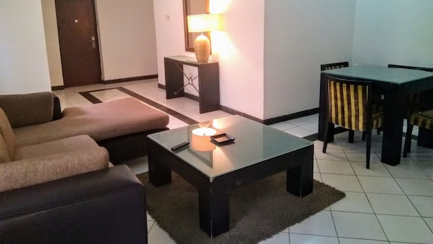 Unclassified image, 1 of 10, button - Kuroko Apartments (Lagos)