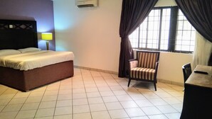 Unclassified image, 2 of 10, button - Kuroko Apartments (Lagos)