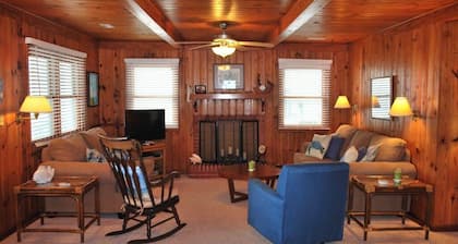 Experience oceanfront bliss at The Lee Cottage in Holden Beach, NC, perfect for 6 guests.