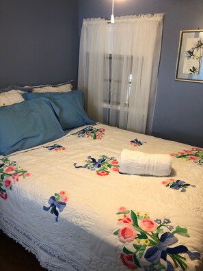 1 habitación, tabla de planchar con plancha y internet gratis