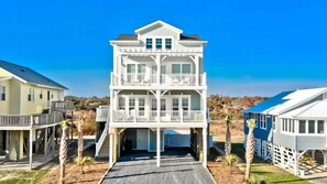 Exterior - Knot A Care: Oceanfront 4BR, 4BA beauty in Holden Beach, perfect for 12 guests. (Holden Beach)