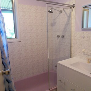 Bañera y toallas