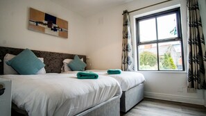 2 Schlafzimmer, Bügeleisen/Bügelbrett, Reisekinderbett, kostenloses WLAN