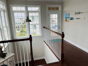 Interior - Compass Rose / 109 Sunshine: Spacious 4BR house in beach in Holden Beach, NC. (Holden Beach)