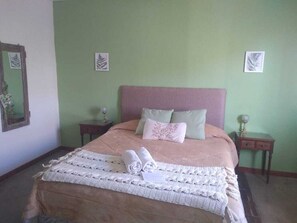 Double Room (Olivo) | 3 bedrooms, blackout drapes, free WiFi, bed sheets - Posada De Campo Los Teros (San Rafael)
