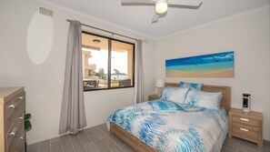 2 bedrooms, bed sheets - Bay Village Unit 2/47 Shoal Bay Rd - Stylishly furnished unit with views over Shoal Bay Beach (Shoal Bay)