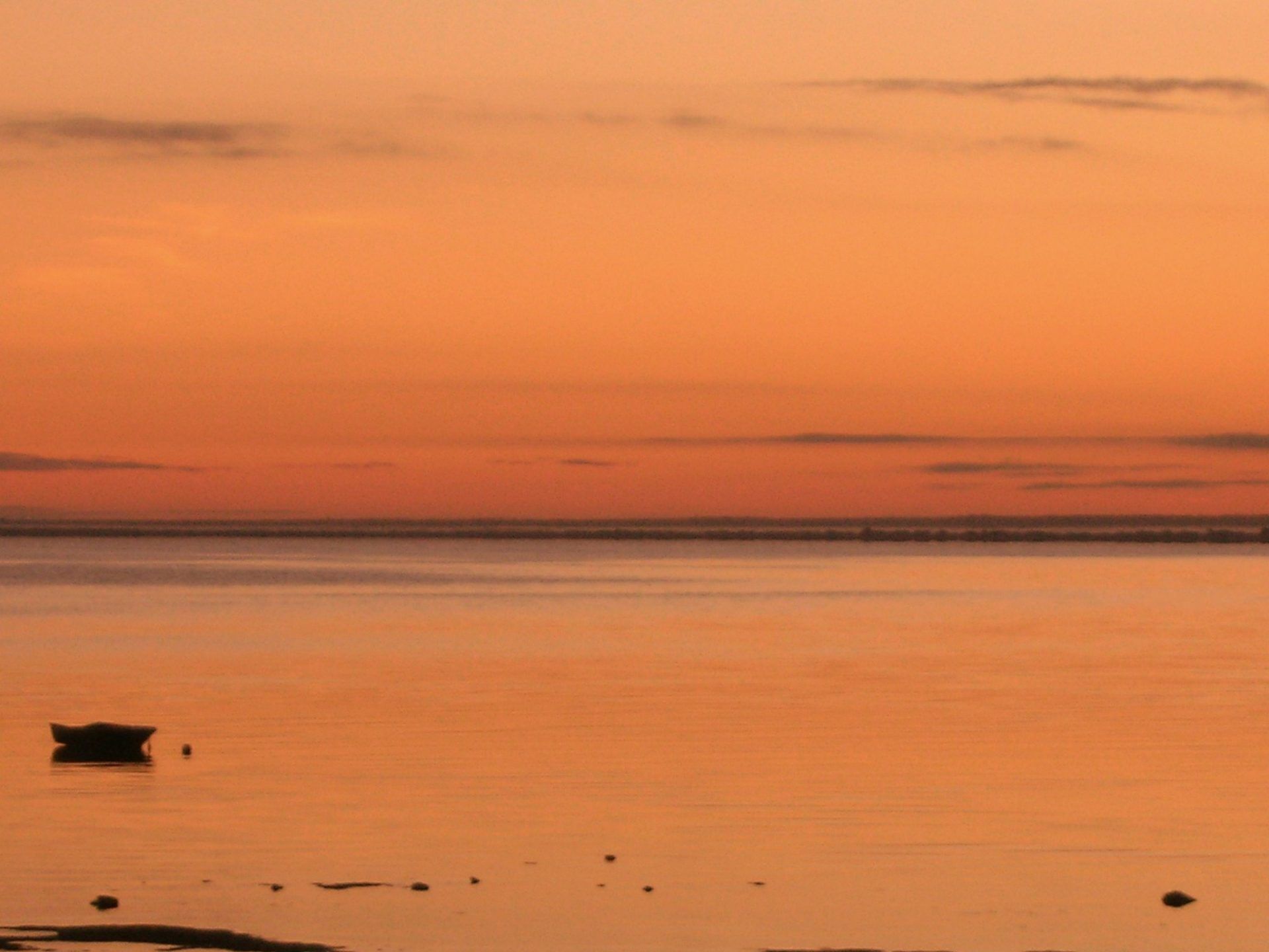 Cheers   -   Sea views    Free Wifi    On the Esplanade — image 20