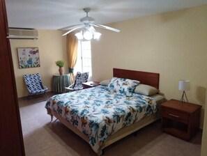 3 soverom, strykejern/-brett, wi-fi (inkludert) og sengetøy